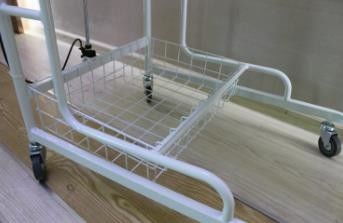 Da ucha recém-nascida do hospital da cama do carro do bebê do metal mobília comercial para a clínica