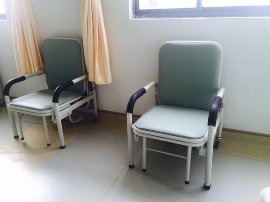 Cama de acompanhamento Multifunction da cadeira do hospital da dobradura 250KG 3cm