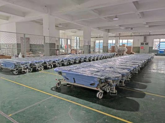 Maca paciente central de transferência dos rodízios 150mm dos trilhos de lado de PatientTransfer CartRotating da emergência
